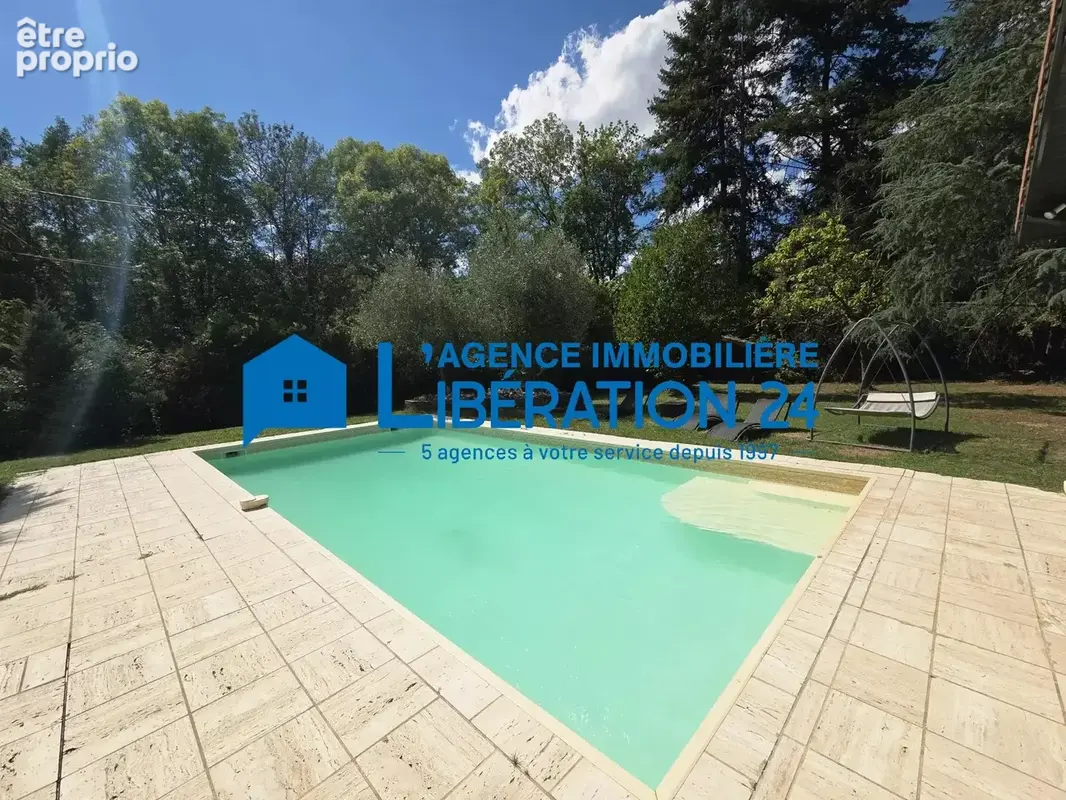 MAISON de 213m² de plain pied piscine sur 2600m² - photo 6