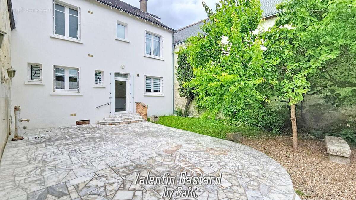 Maison 125 m² à Blere  - photo 3