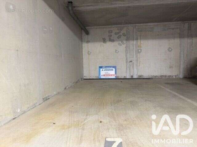 Photo 2 - Parking à FOUESNANT