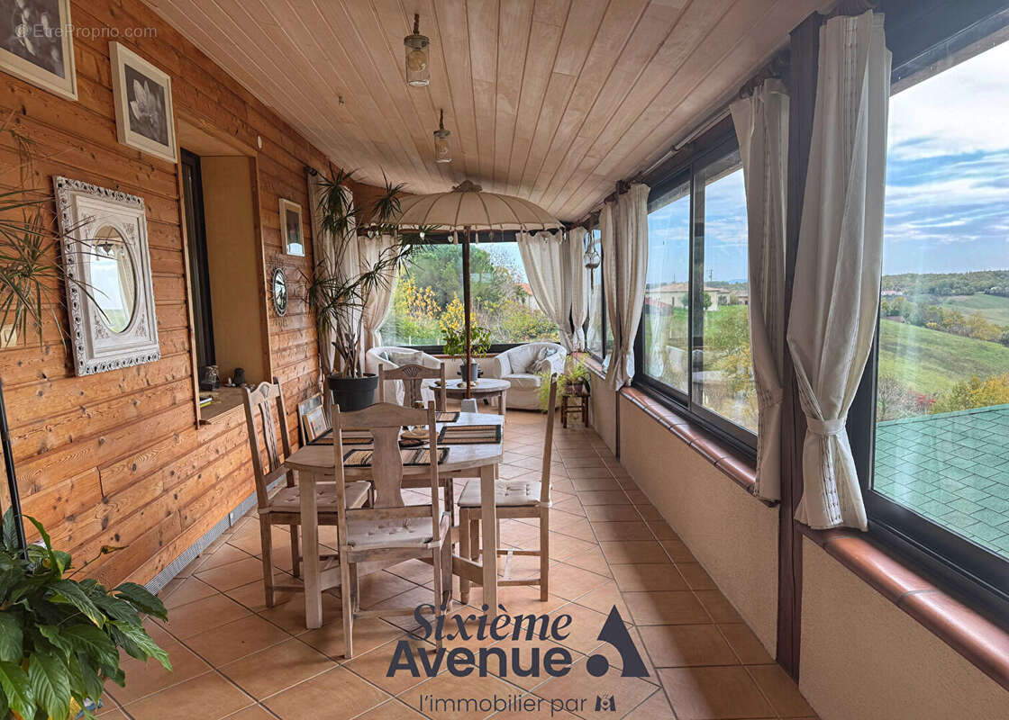 Maison à L&#039;HONOR-DE-COS