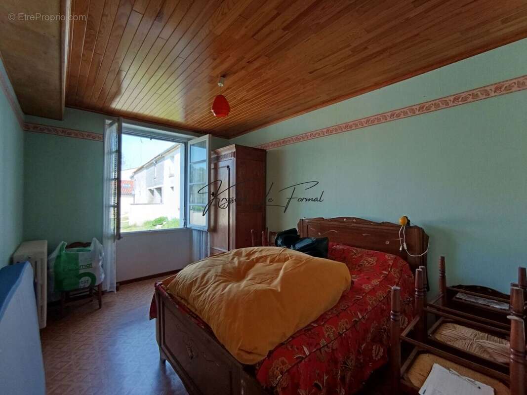 Maison 87 m² à Foussais-Payre  - photo 7