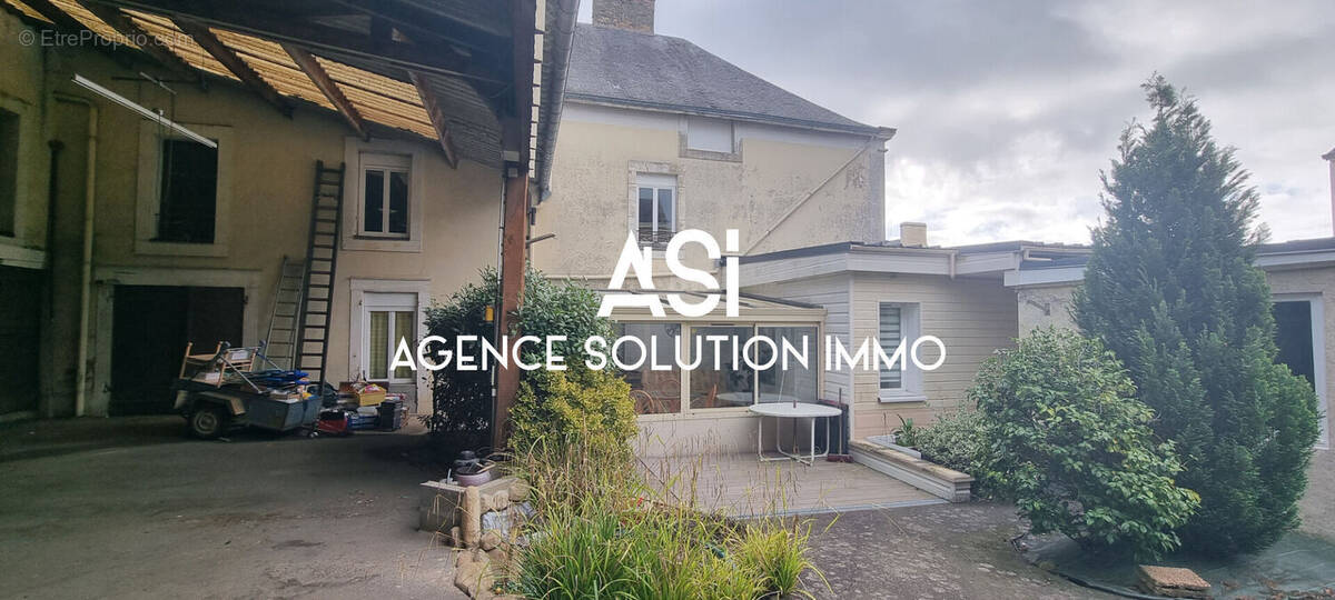 Maison à SILLE-LE-GUILLAUME