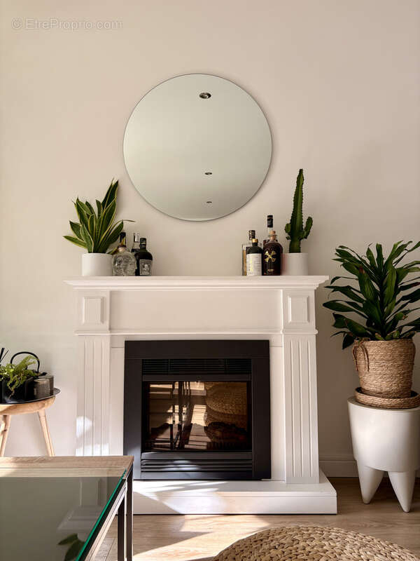 Appartement à AVRILLE