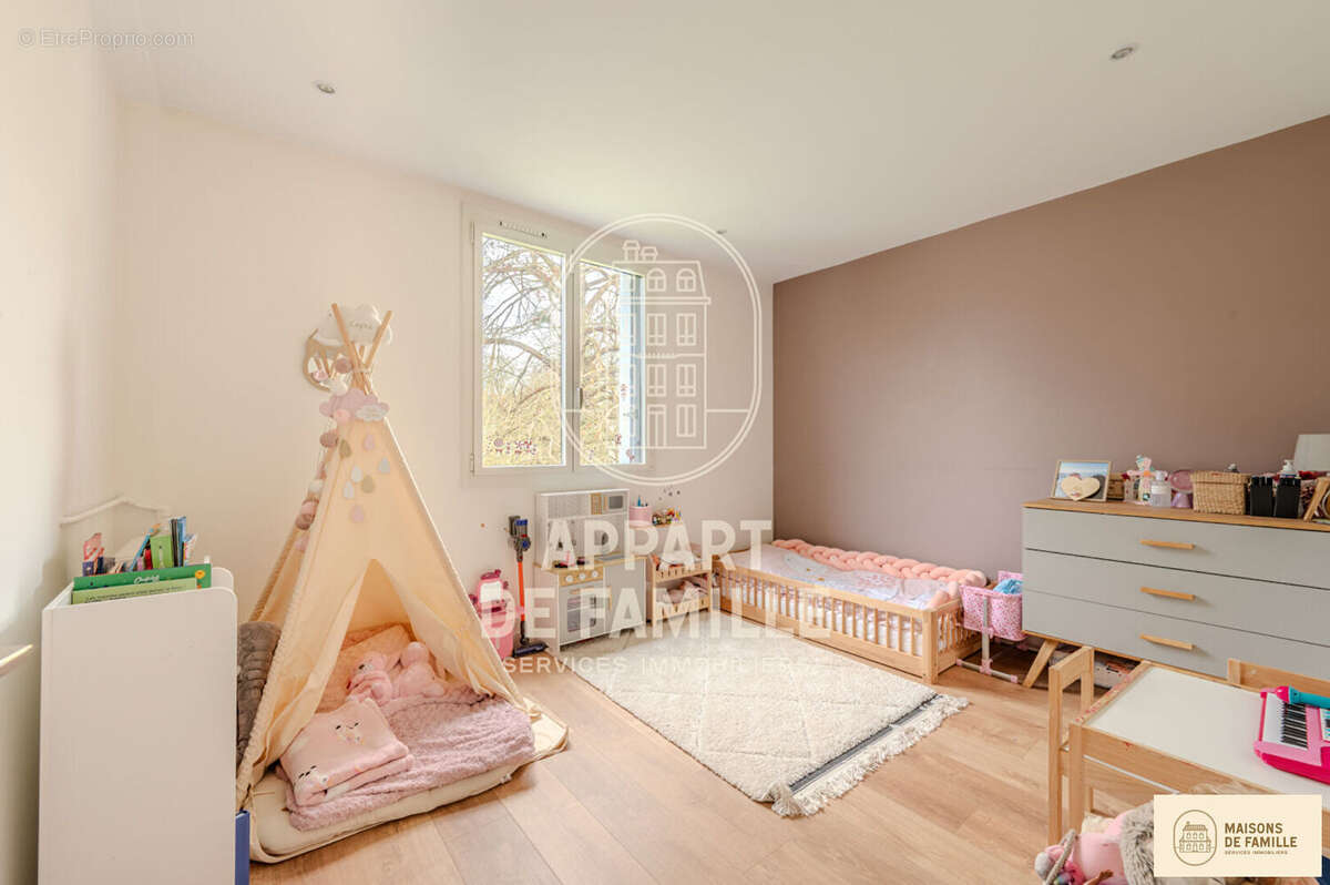 Appartement à LOUVECIENNES