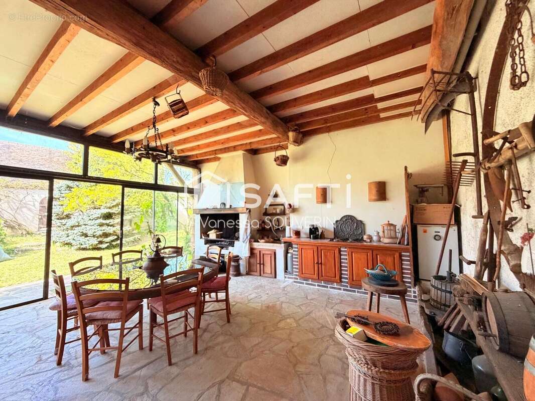 Photo 3 - Maison à THORIGNY-SUR-OREUSE
