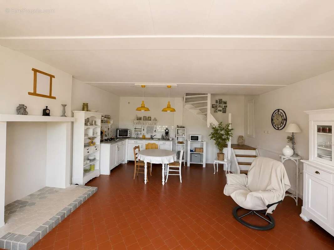 Exclusivité/Bourgogne, Parc du Morvan, Secteur OUROUX EN MORVAN, entre le lac des Settons et le lac de Pannecière, maison 68 m²  - photo 10