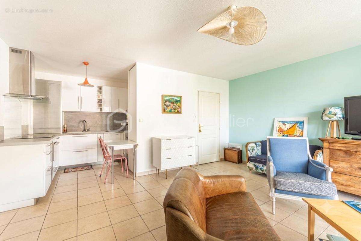 *** en exclusivité *** grand t2 avec terrasse et cave *** résidence de 2006 *** - photo 7