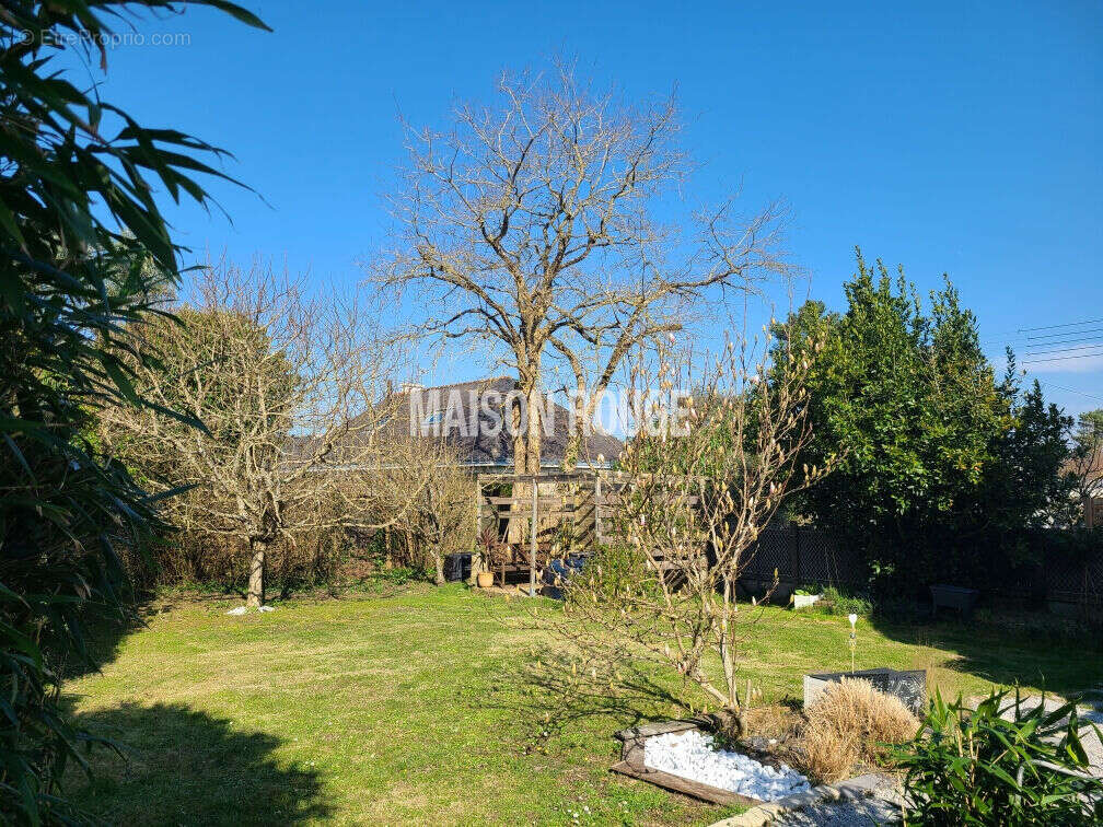 Maison à BONO