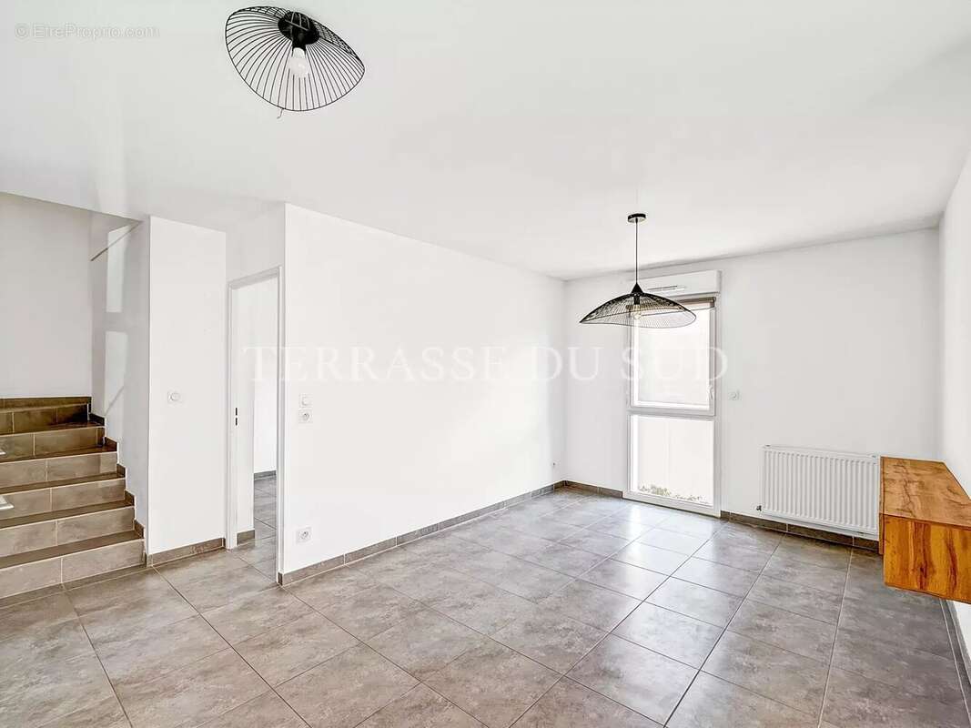 Appartement à LES PENNES-MIRABEAU