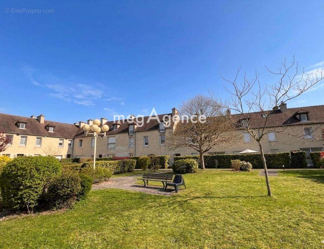Appartement à SAINT-NOM-LA-BRETECHE