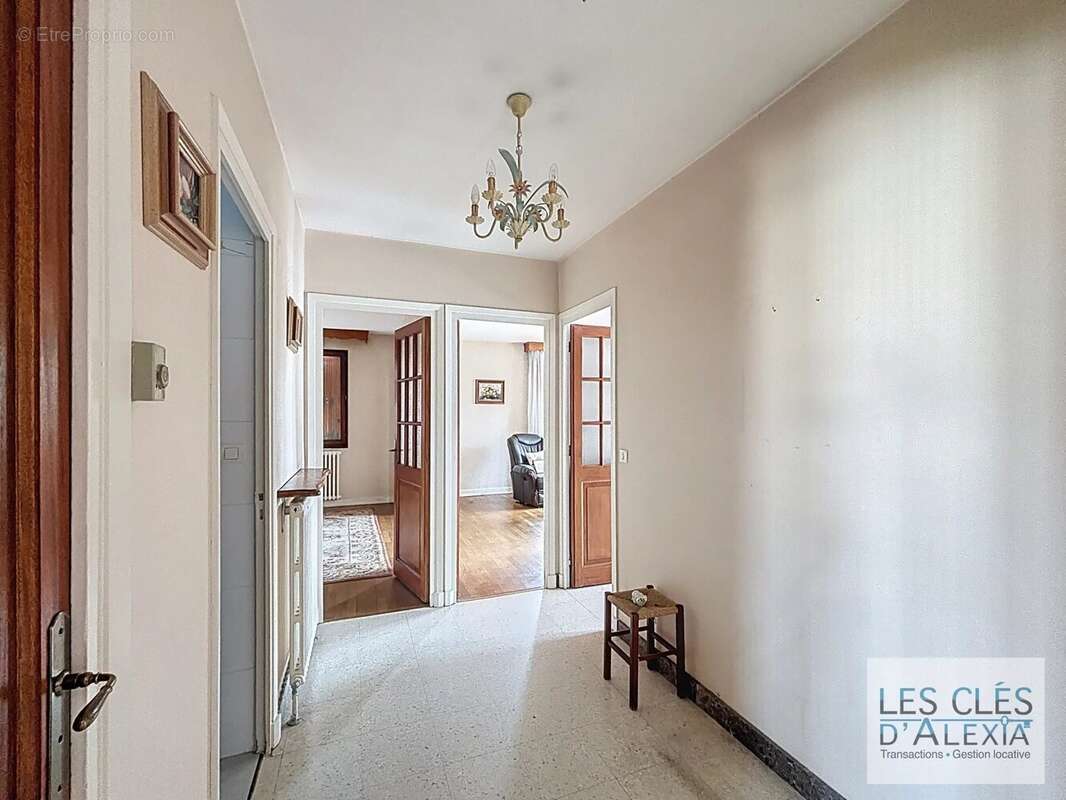 Maison à CHASSE-SUR-RHONE