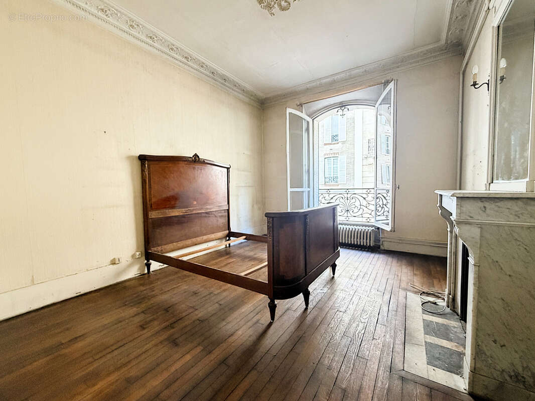 Appartement à PARIS-12E