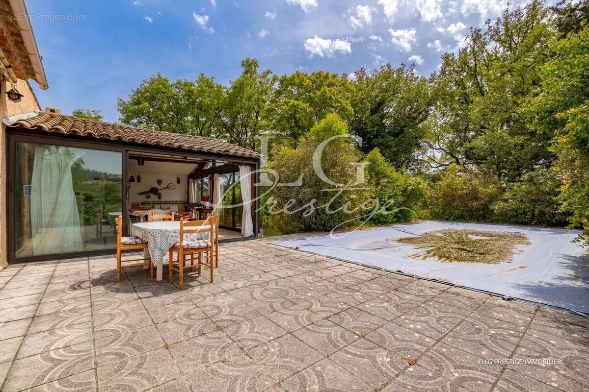 Maison à MONTAUROUX