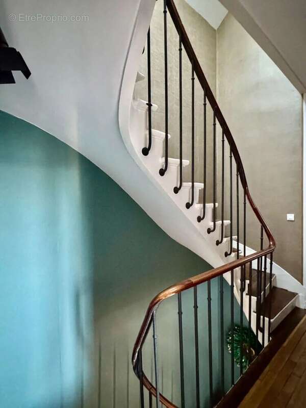 Maison à BOIS-COLOMBES