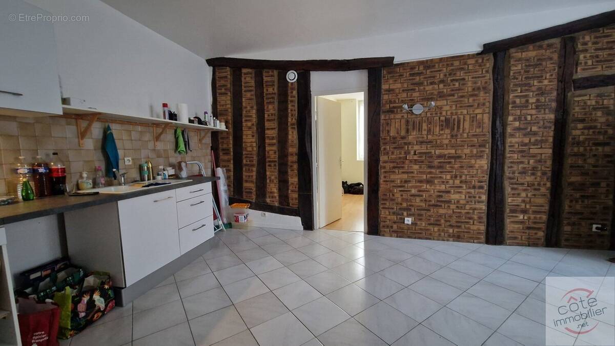 Appartement à DOURDAN