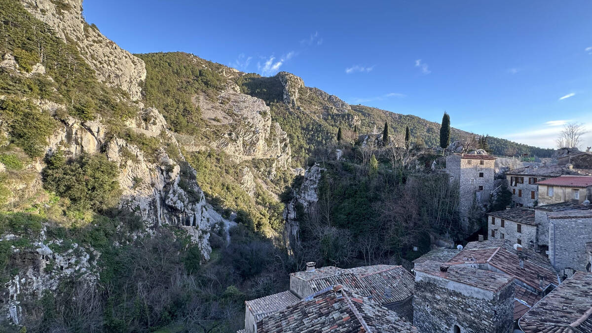 Appartement à PEILLE