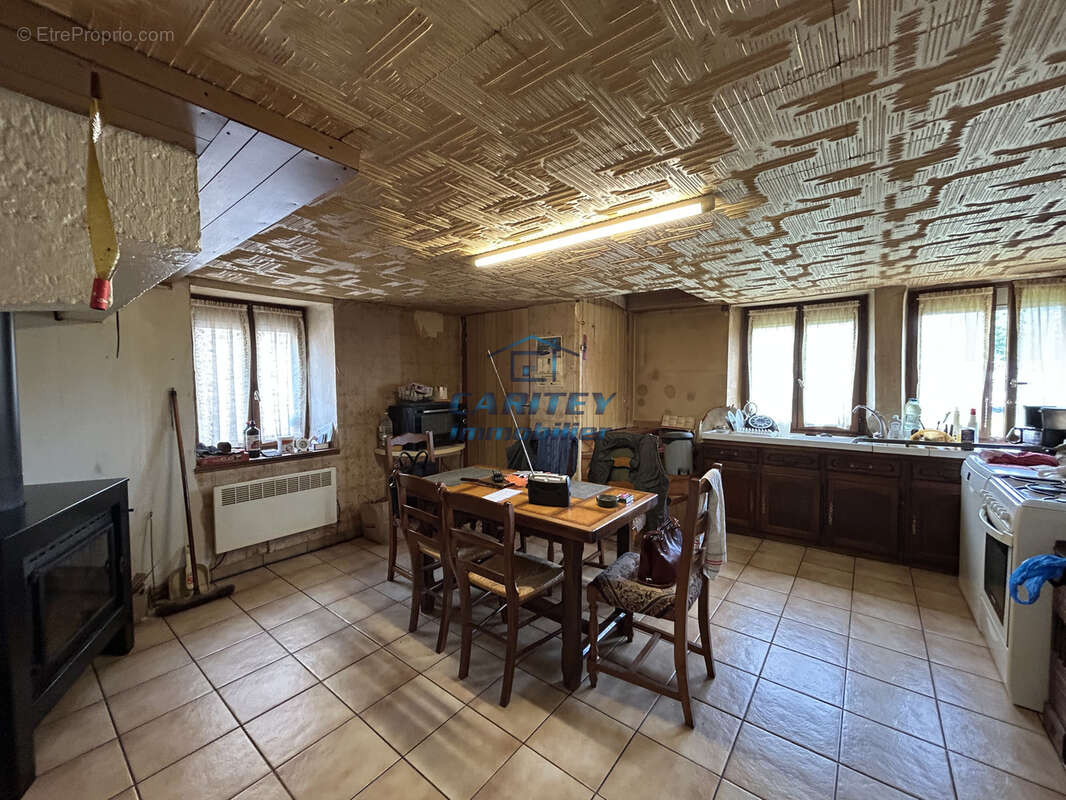 Maison à ROYE