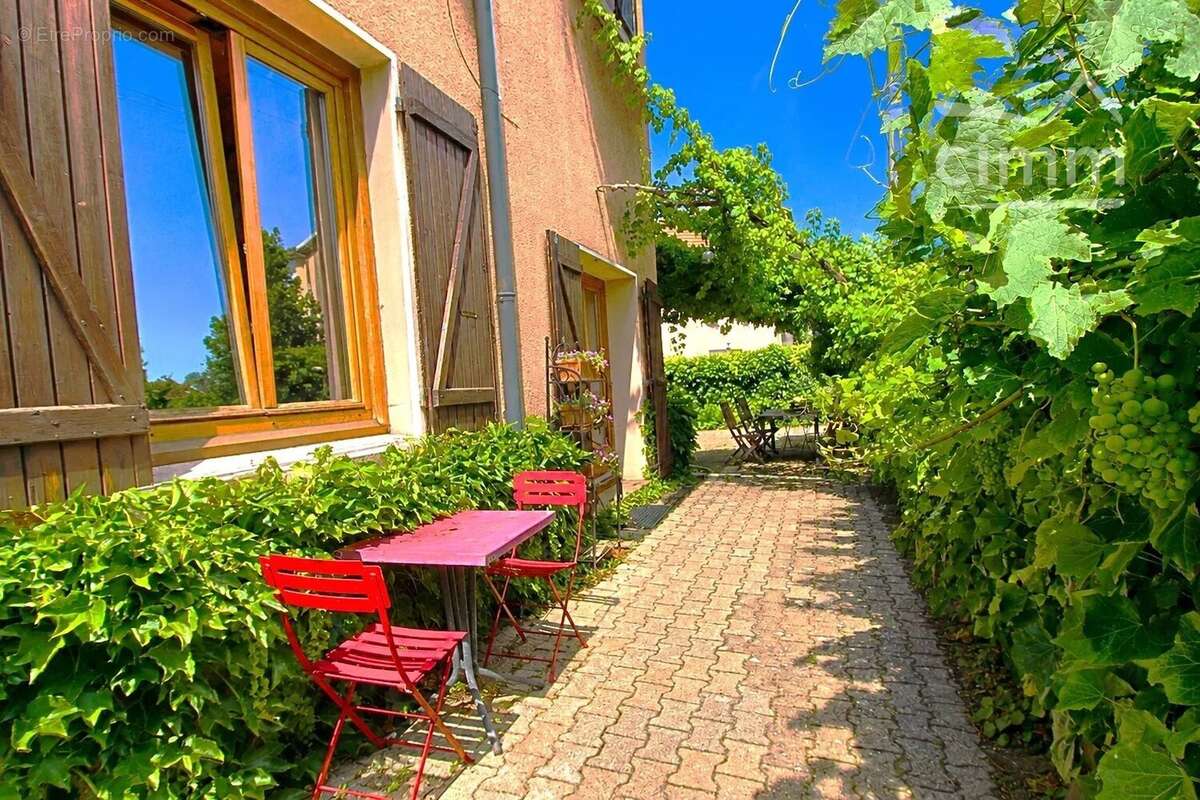 Maison à LYON-8E