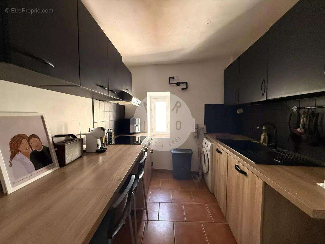 Appartement à ROQUEVAIRE