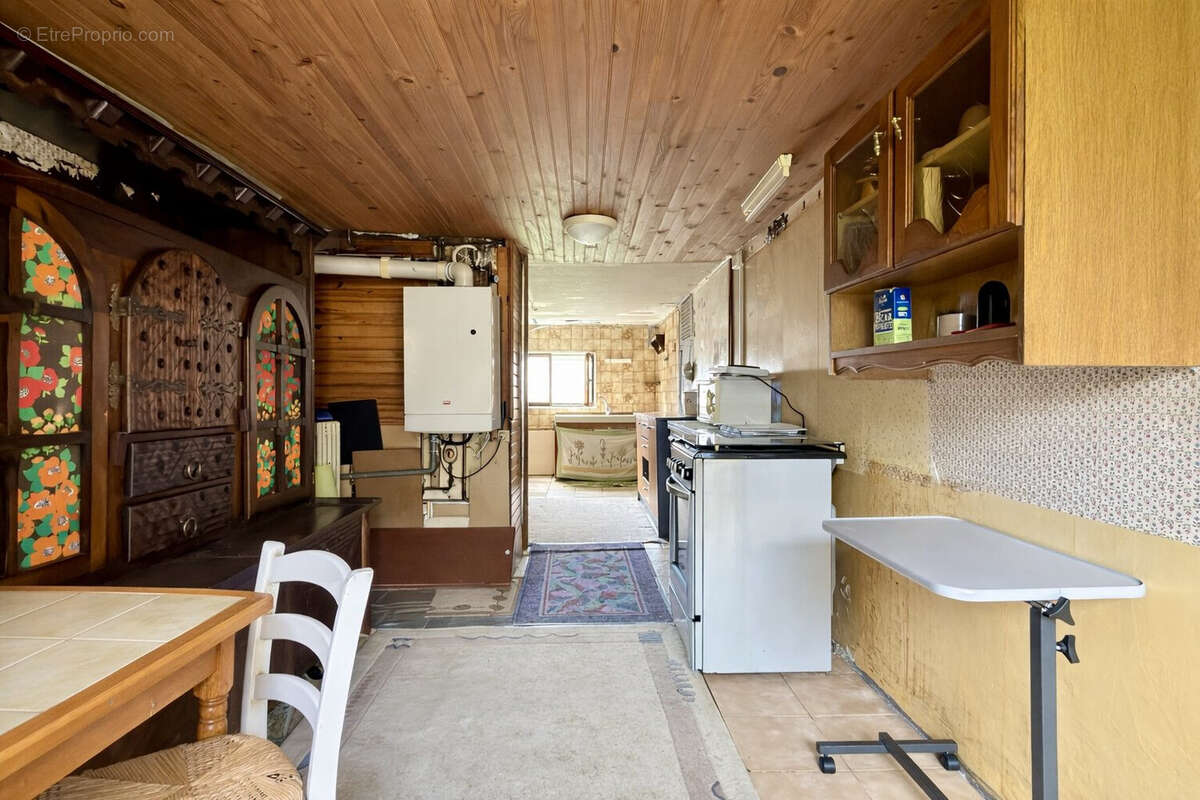Maison à BAS-ET-LEZAT