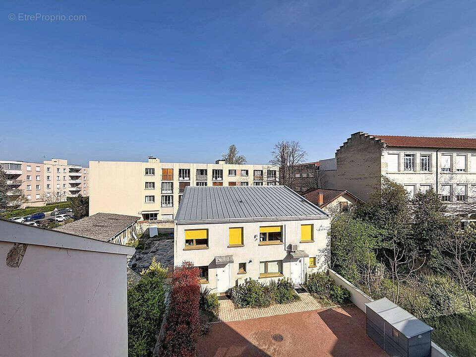 Appartement à VILLEURBANNE