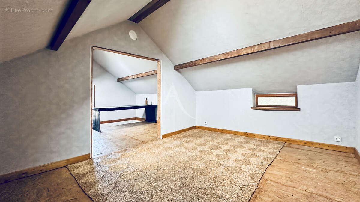 Maison à MONTGEROULT