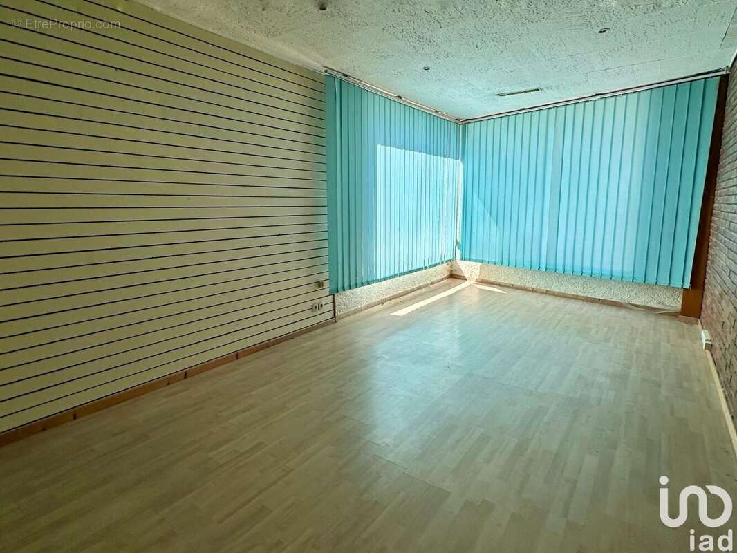 Photo 9 - Commerce à ALBERTVILLE