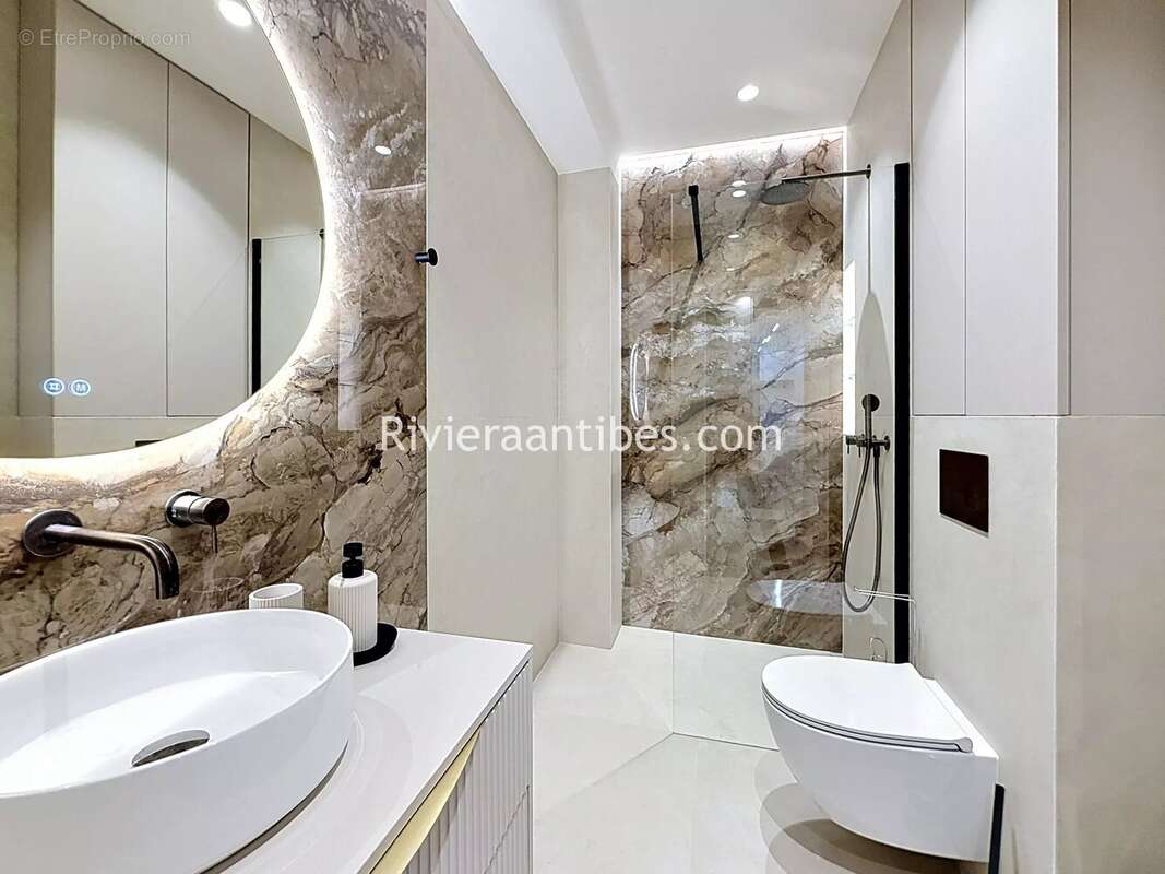 Antibes centre ville – carre d'or - photo 9