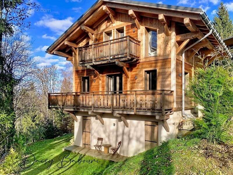Maison à COMBLOUX