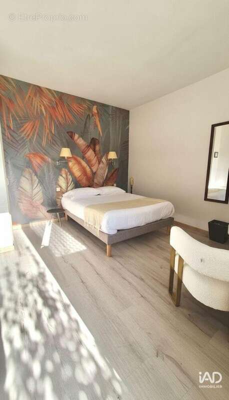 Photo 9 - Commerce à LACAPELLE-MARIVAL