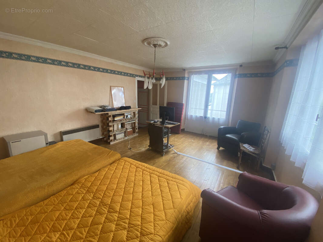Ensemble immobilier - photo 3