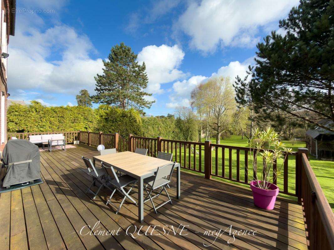 Maison à ARQUES-LA-BATAILLE