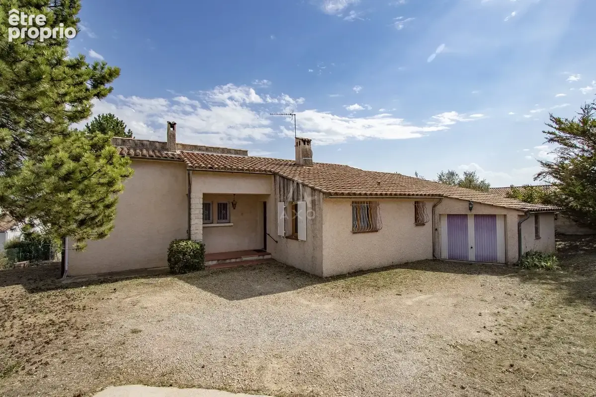 Valensole  maison t4 de plain-pied  vue dégagée  garage  terrain 1 700 m² constructible  piscinable  314 600  - photo 3
