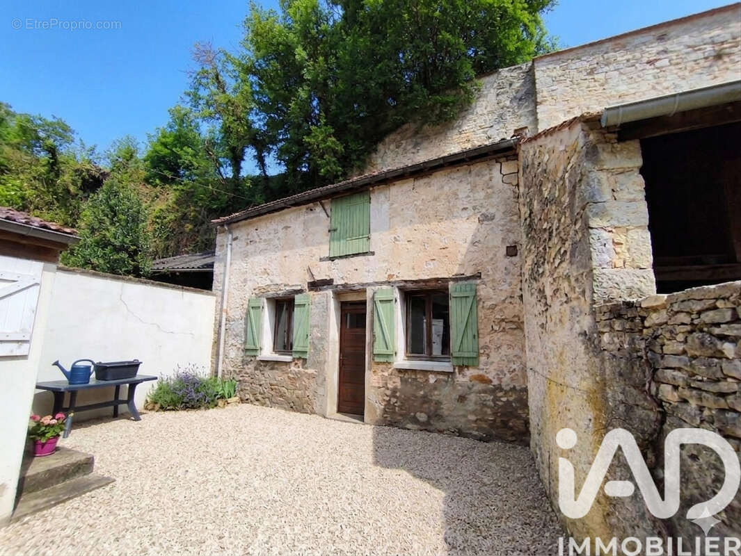 Maison 98 m² à Oulchy-Le-Chateau  - photo 6