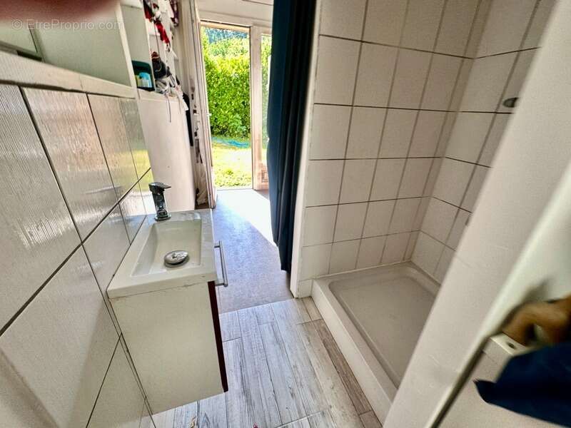 Authentique maison en pierre de plain-pied 106m2 avec 4 chambres et jardin - photo 9