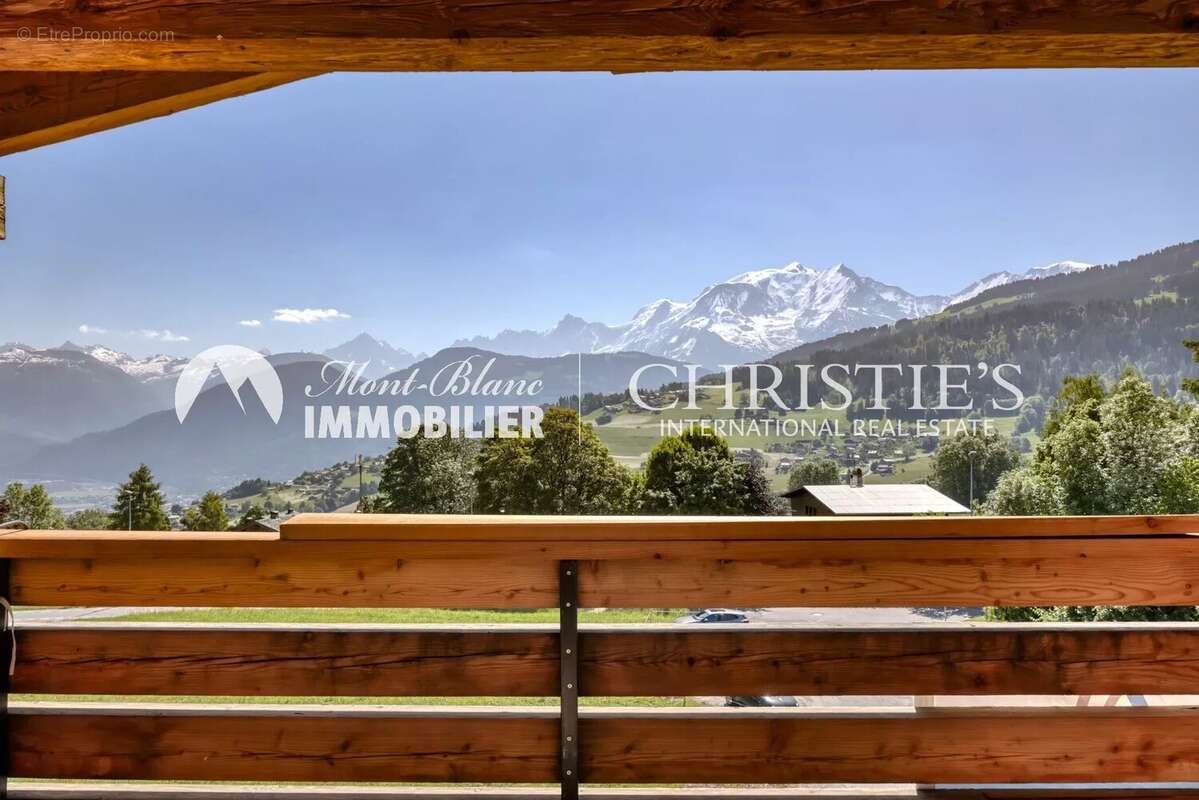 Appartement à COMBLOUX