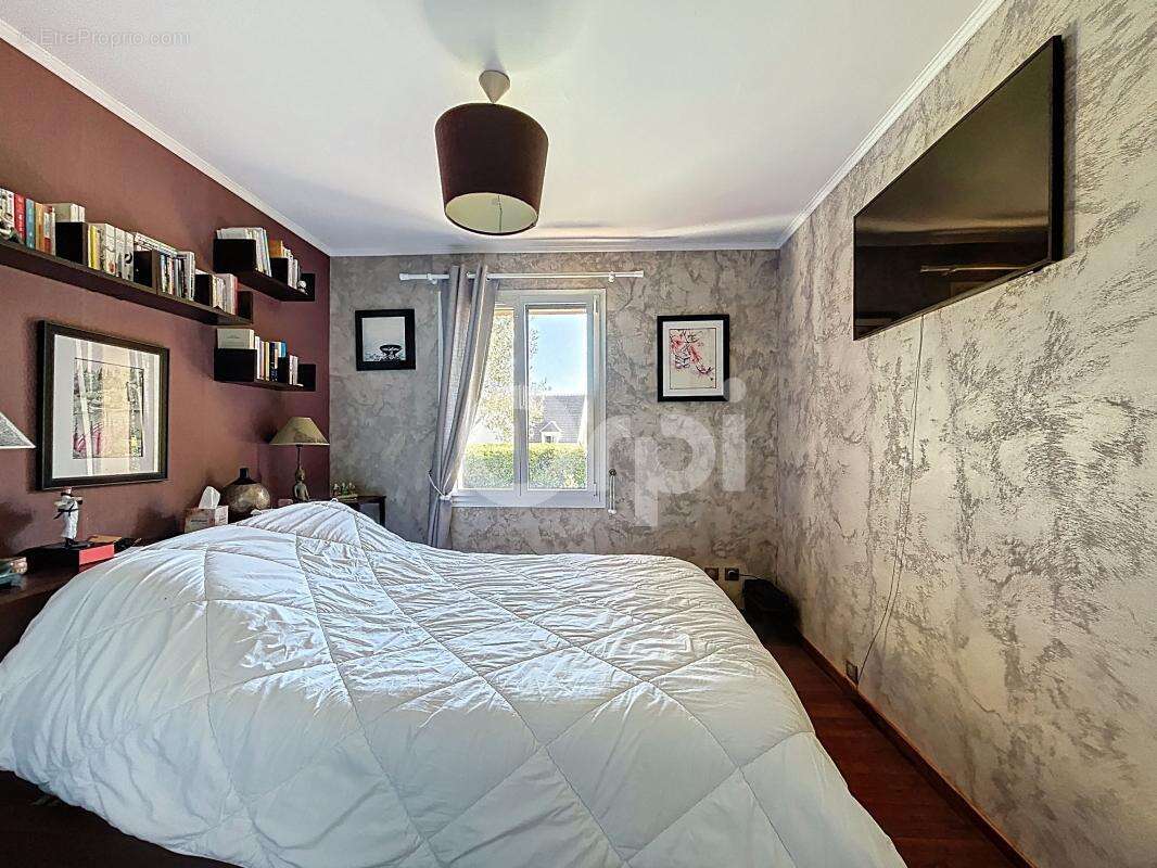 Maison à THURY-SOUS-CLERMONT