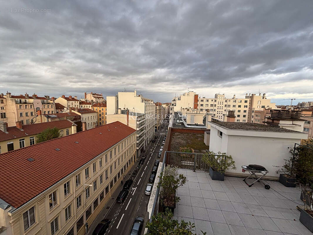 Appartement à LYON-6E