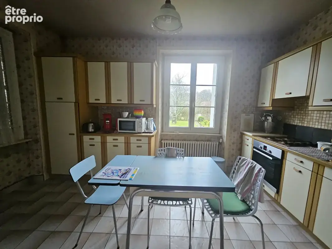Plelan le Petit Bourg : Maison indépendante en pierre avec atelier d'artiste, potentiel de développement et joli terrain constru - photo 7