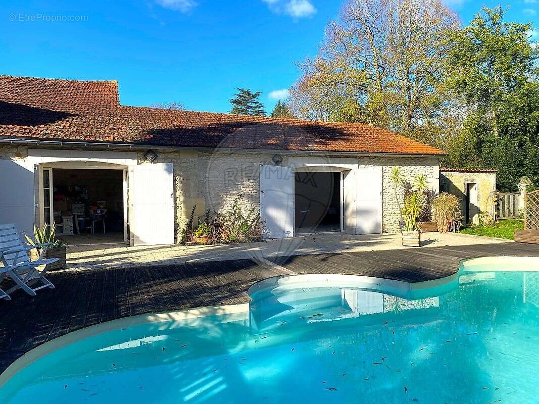 Maison à CHANIERS