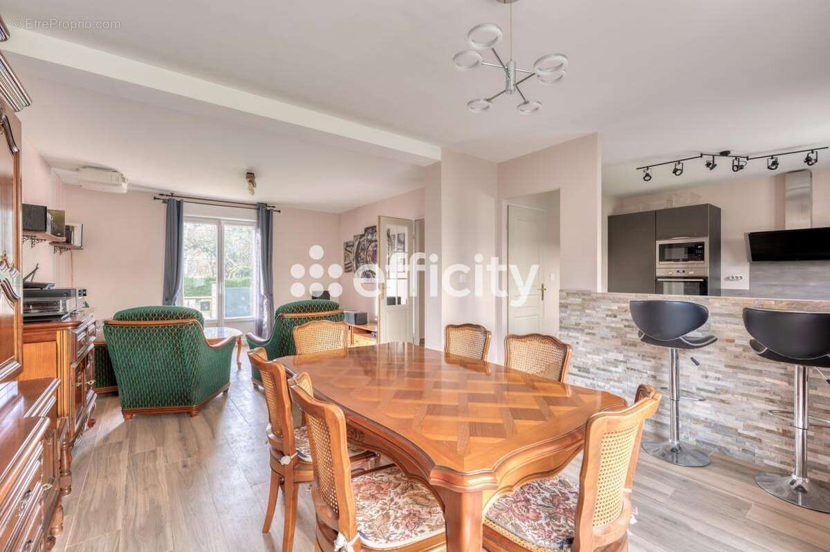 Maison à EPINAY-SUR-ORGE