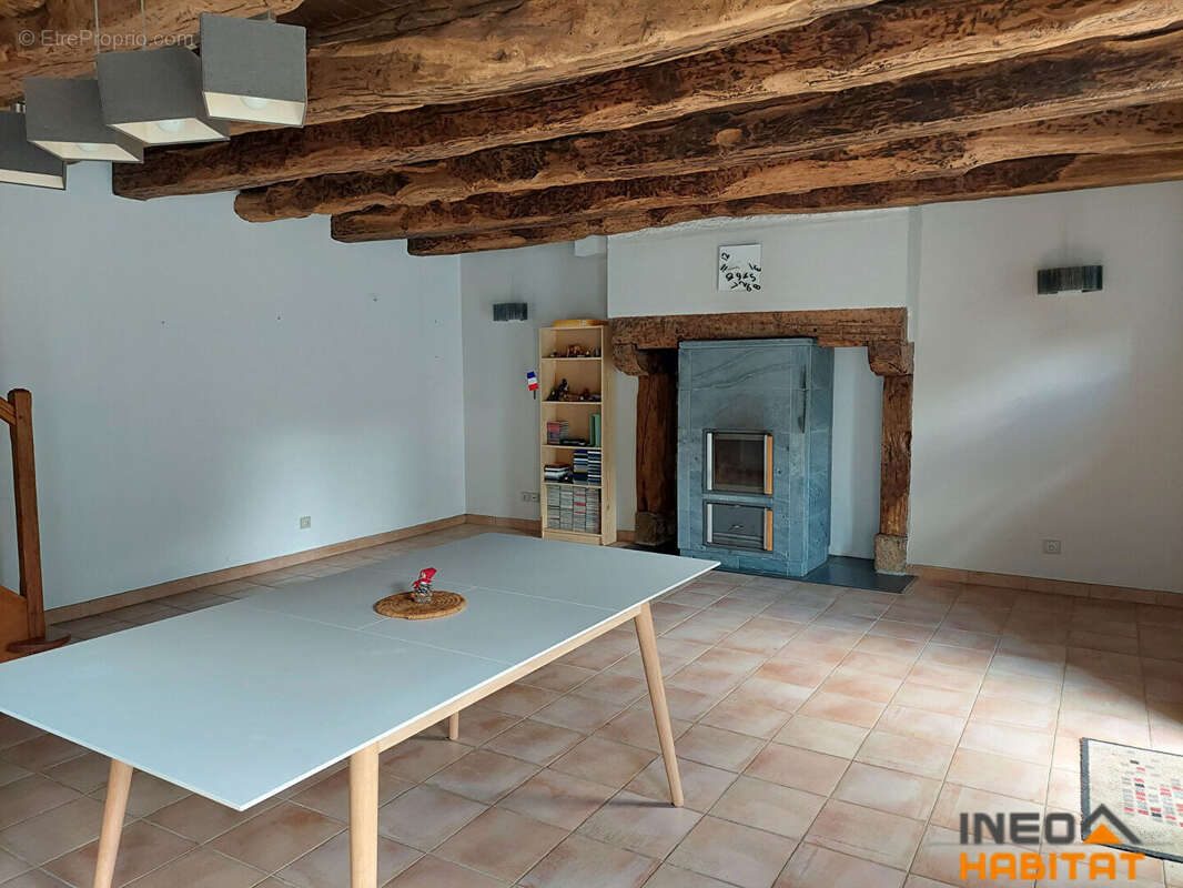 Maison à MELESSE