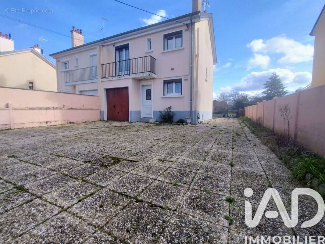 Photo 1 - Maison à SAINTE-JAMME-SUR-SARTHE