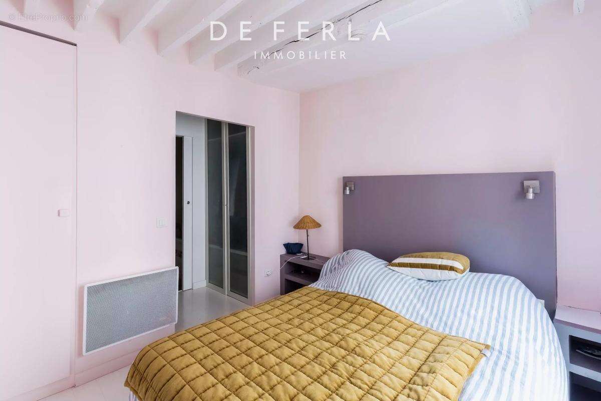 Appartement à PARIS-5E