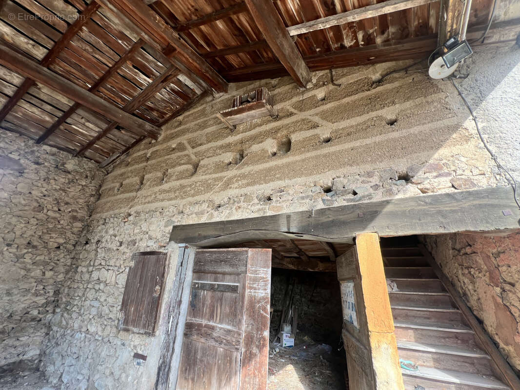 Maison à PONTCHARRA-SUR-TURDINE