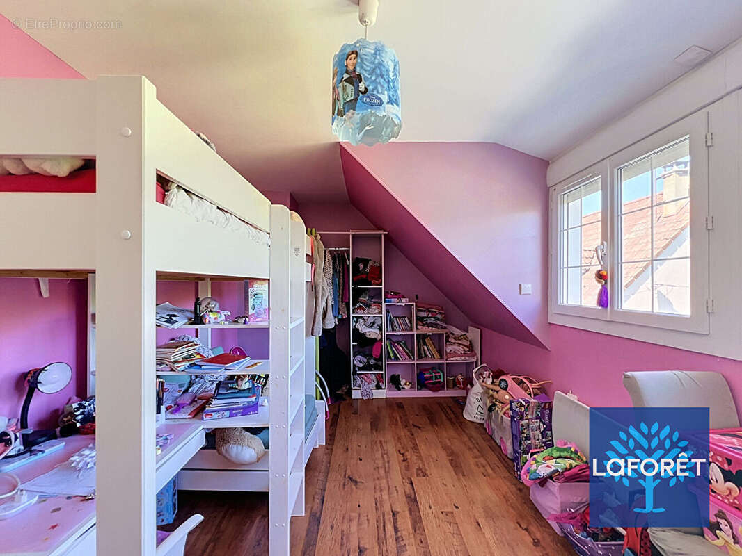 Maison Guigneville Sur Essonne 7 pièce(s) 155 m2 - 1110 m² - photo 14