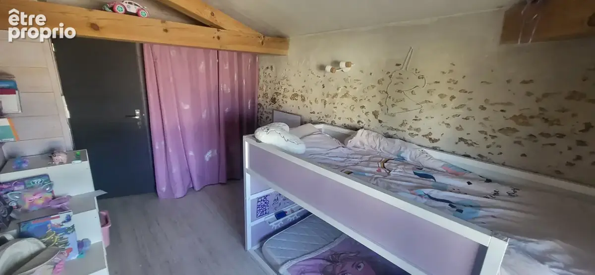 Jolie maison rénovée centre de SALLES - photo 5