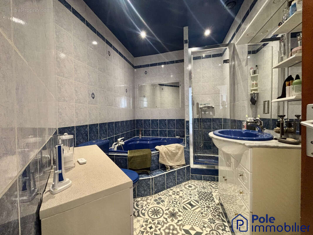 CAEN MAISON- SALLE DE BAINS  - Maison à CAEN