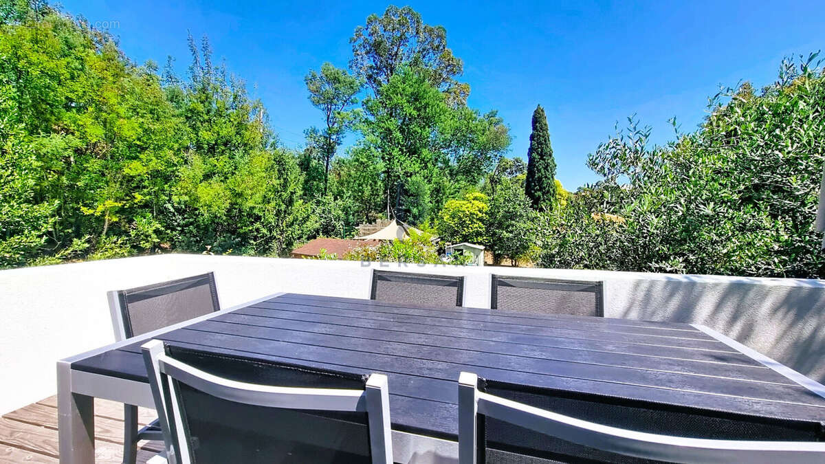 Appartement à SAINT-RAPHAEL