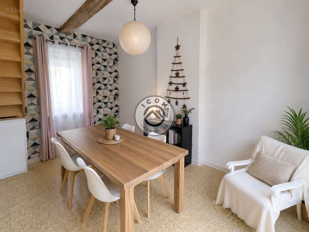 Maison à SAULZOIR